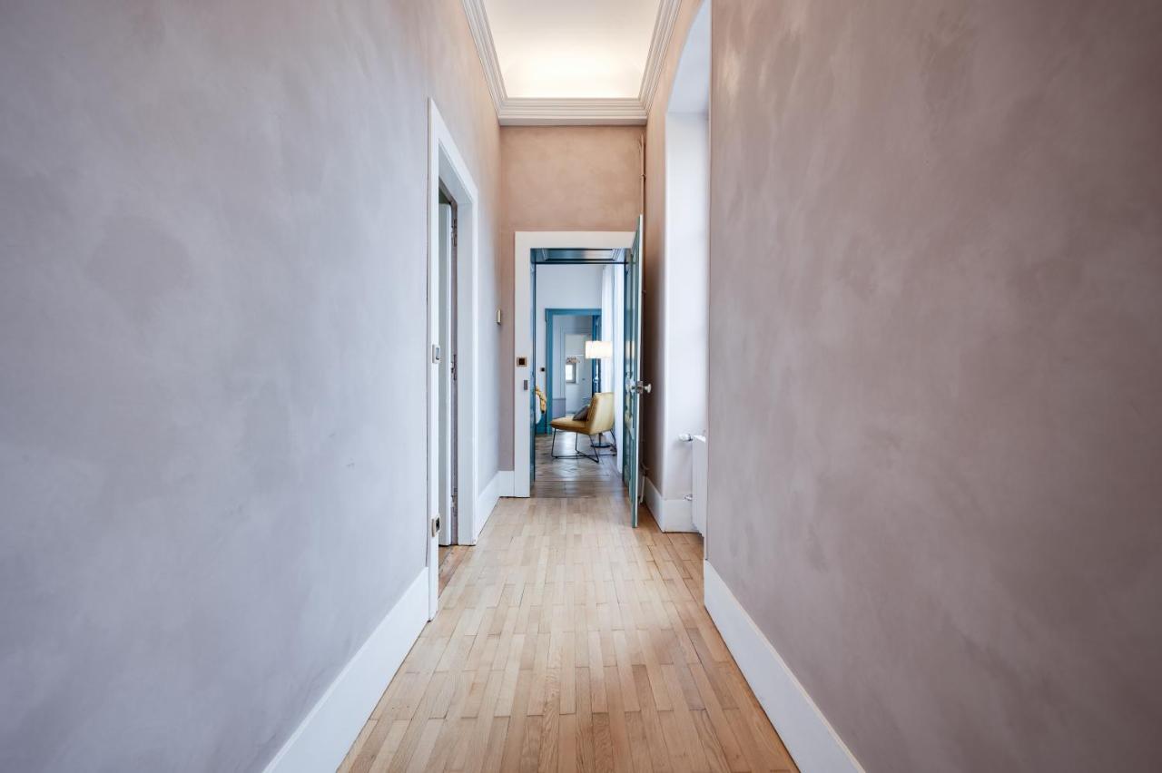 Grand Appartement 8 Personnes Terrasse Privative Hyper Centre Calme Lons-le-Saunier Exterior foto